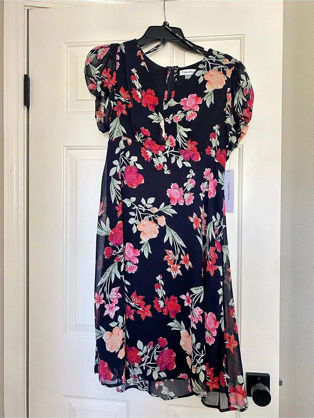 NWT Floral Calvin Klein Dress - Size 8